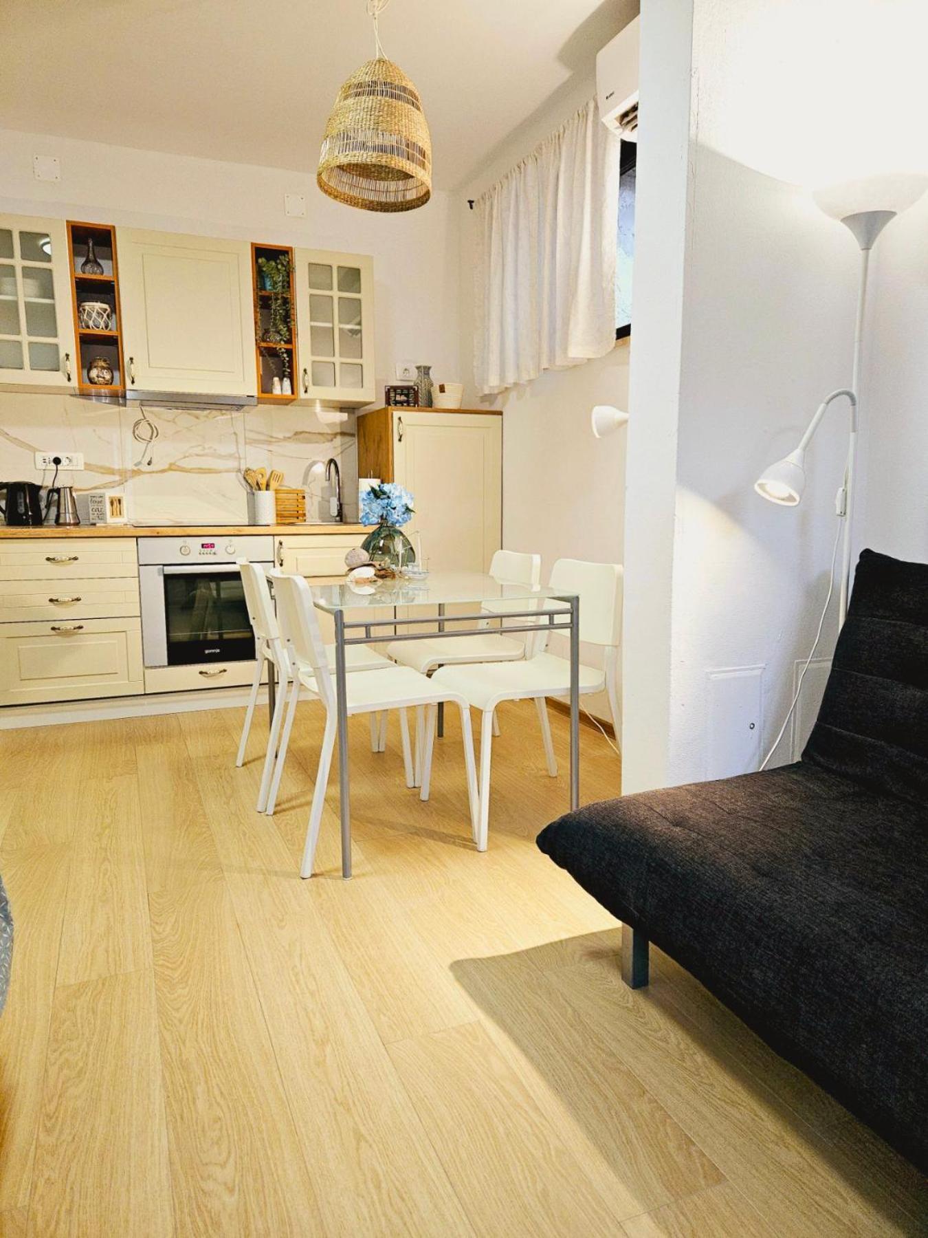 Apartma Tul Izola Eksteriør bilde