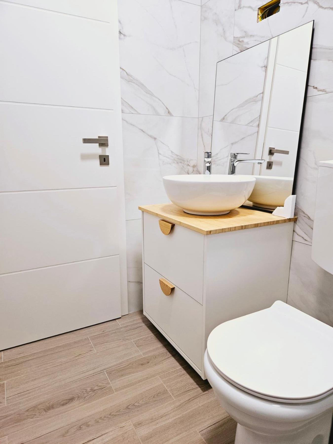 Apartma Tul Izola Eksteriør bilde